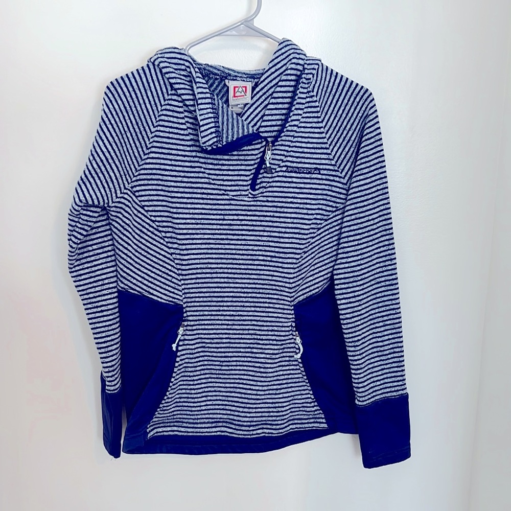 Avalanche fleece sweatshirt